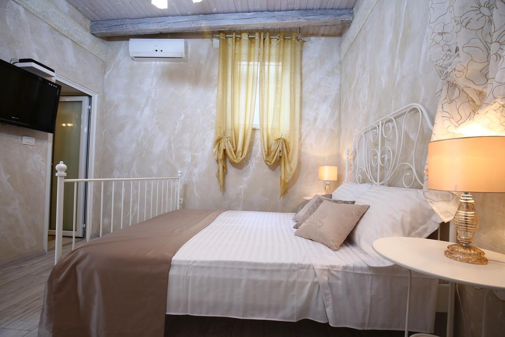 ספליט Luxury Lidija Rooms מראה חיצוני תמונה